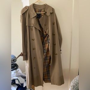 Burberry trench